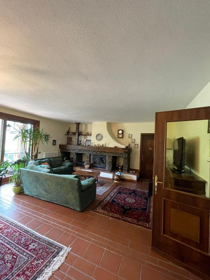 B&B Gli Ulivi Carlazzo 外观 照片